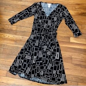 London Times Geometric Black & White Wrap Sz 6